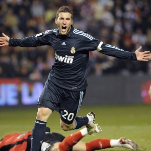 开云app下载-浙江雄狮斩获赛季首冠Barry Brown荣膺总决赛MVP，浙江雄狮工贸有限公司董事长