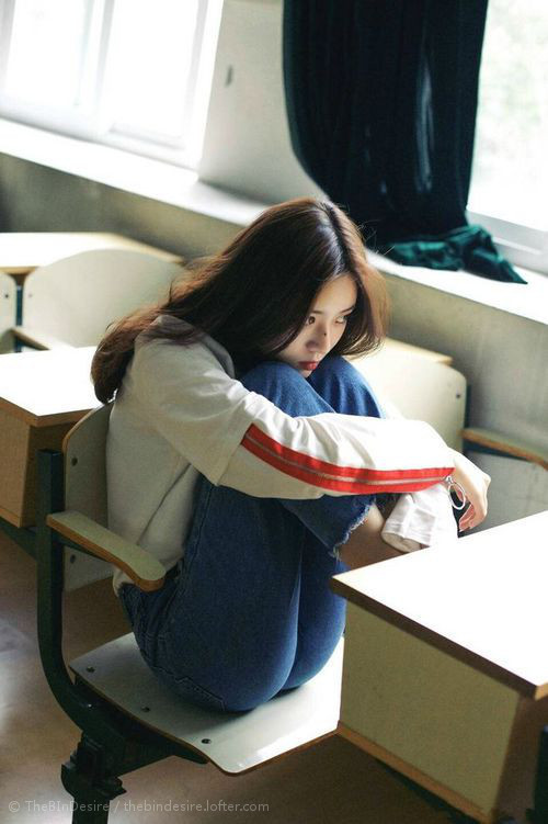 赛场外的争议:裁判判罚引发的热议与反思,关于赛场外的作文